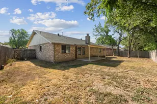 11206 Blossom Bell Dr, Austin, TX 78758 - Photo 4