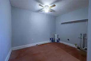 2304 Thrasher Ln, Austin, TX 78741 - Photo 16