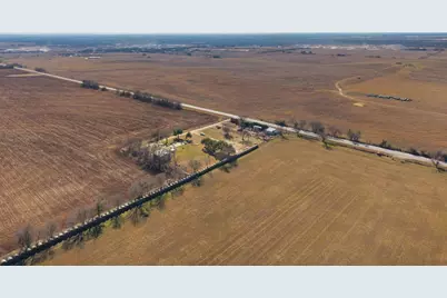 5100 County Road 234, Jarrell, TX 76537 - Photo 14