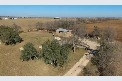 5100 County Road 234, Jarrell, TX 76537 - Photo 16