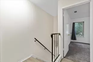 8400 Jamestown Dr, Austin, TX 78758 - Photo 14