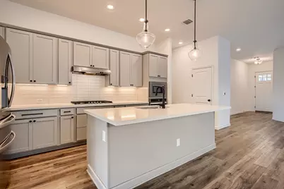 7904 Gilwice Lane, Austin, TX 78744 - Photo 2