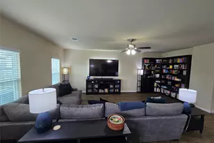 212 Yoakum St, Leander, TX 78641 - Photo 14