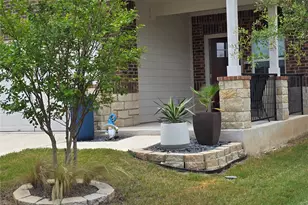 212 Yoakum St, Leander, TX 78641 - Photo 4