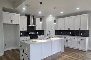 2413 Blue Sky Ln, Lockhart, TX 78644 - Photo 10