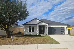 2413 Blue Sky Ln, Lockhart, TX 78644 - Photo 1
