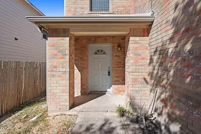 5600 Victory Gallop, Del Valle, TX 78617 - Photo 2