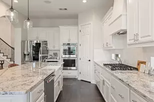 3807 Avery Woods Ln, Cedar Park, TX 78613 - Photo 4