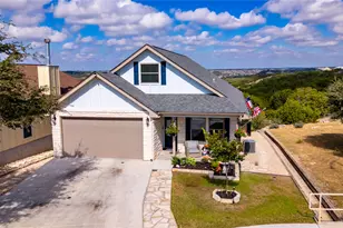 1057 Roanoke Ln, Kerrville, TX 78028 - Photo 2