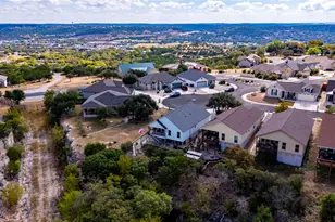 1057 Roanoke Ln, Kerrville, TX 78028 - Photo 6