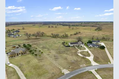 324 Apache Pass, Hutto, TX 78634 - Photo 24