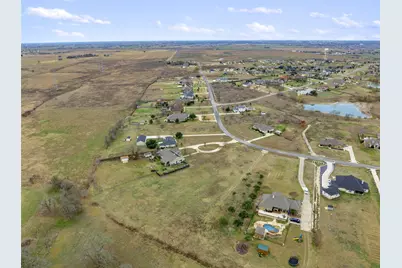 324 Apache Pass, Hutto, TX 78634 - Photo 8