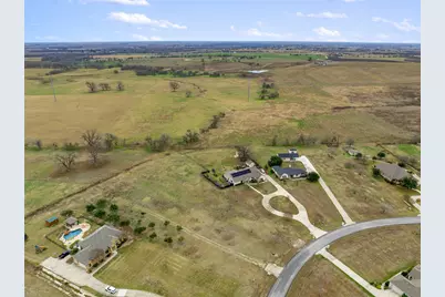 324 Apache Pass, Hutto, TX 78634 - Photo 34