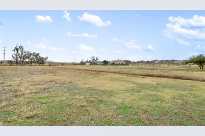 324 Apache Pass, Hutto, TX 78634 - Photo 16