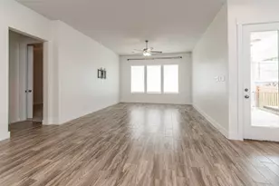 308 Saturnia Dr, Georgetown, TX 78628 - Photo 2