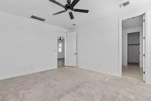 612 Seabiscuit Dr, Jarrell, TX 76537 - Photo 16