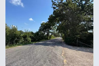 13115 Schoenemann Road, Carmine, TX 78932 - Photo 2