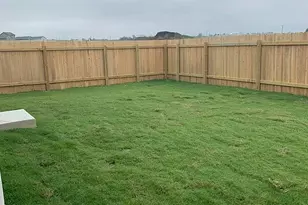 136 Texas Angel Wy, Jarrell, TX 76537 - Photo 12