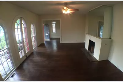 2813 Salado Street, Austin, TX 78705 - Photo 2