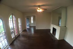 2813 Salado St, Austin, TX 78705 - Photo 2