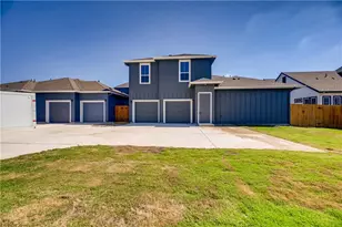 8000 Hillock Terrace, Austin, TX 78744 - Photo 2