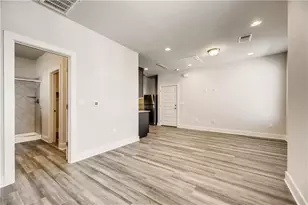 8000 Hillock Terrace, Austin, TX 78744 - Photo 4