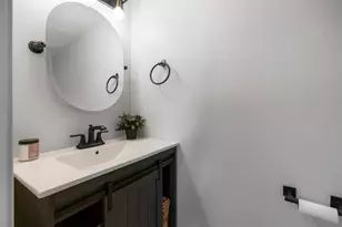 2401 Lehigh Dr, Austin, TX 78723 - Photo 34