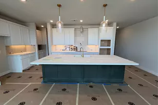 506 Uphill Ct, Liberty Hill, TX 78642 - Photo 4
