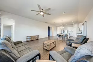 136 Finley St, Hutto, TX 78634 - Photo 18