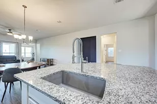 136 Finley St, Hutto, TX 78634 - Photo 12