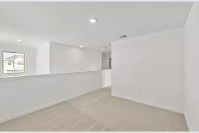 105 Green Berets Bend, Jarrell, TX 76537 - Photo 18