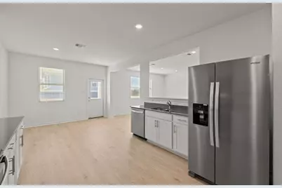 105 Green Berets Bend, Jarrell, TX 76537 - Photo 10