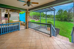 22121 Rose Grass Ln, Spicewood, TX 78669 - Photo 20