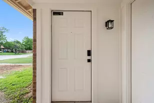 1800 Nicole Cir, Round Rock, TX 78664 - Photo 28