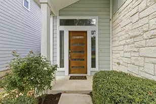 7107 Mowbray St, Austin, TX 78741 - Photo 4