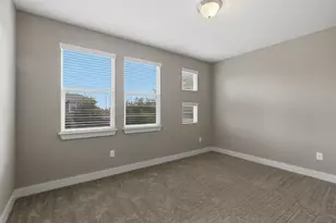 7107 Mowbray St, Austin, TX 78741 - Photo 30