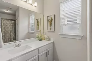7107 Mowbray St, Austin, TX 78741 - Photo 28