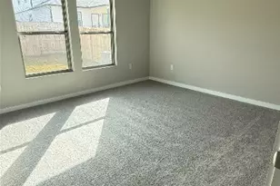 13621 Gray Landing Dr, Elgin, TX 78621 - Photo 12