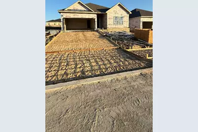 13621 Gray Landing Drive, Elgin, TX 78621 - Photo 2