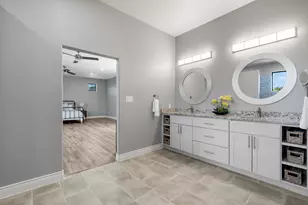 2713 Leslie Ln, San Marcos, TX 78666 - Photo 8
