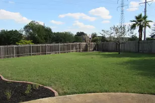 2033 Creole Dr, Austin, TX 78727 - Photo 10