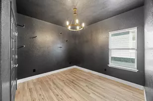 225 Unforgiven Ln, Jarrell, TX 76537 - Photo 22