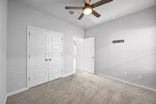 225 Unforgiven Ln, Jarrell, TX 76537 - Photo 26