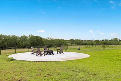 1293 Pioneer Road, Seguin, TX 78155 - Photo 38