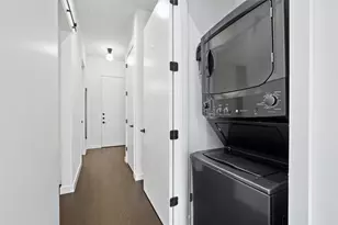 800 Embassy Dr, Austin, TX 78702 - Photo 20