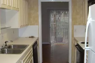2704 San Pedro St, Austin, TX 78705 - Photo 8
