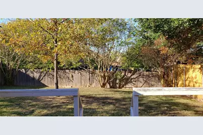 808 David Curry Drive, Round Rock, TX 78664 - Photo 12