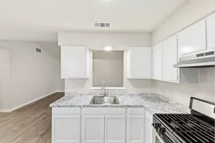 2204 Donahue Ln, Austin, TX 78744 - Photo 6