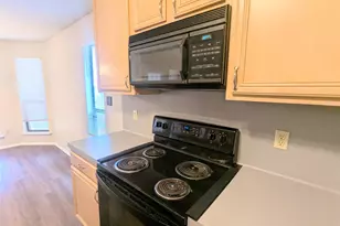 1810 Ramona Cir, San Marcos, TX 78666 - Photo 8