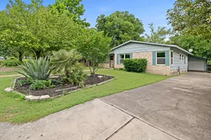 1422 Yorkshire Dr, Austin, TX 78723 - Photo 4